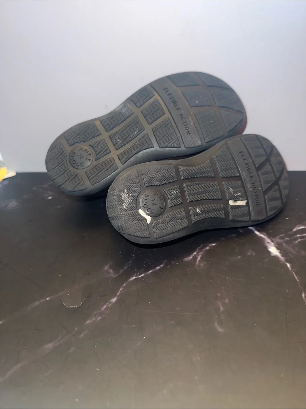 Primigi brown patent leather shoes